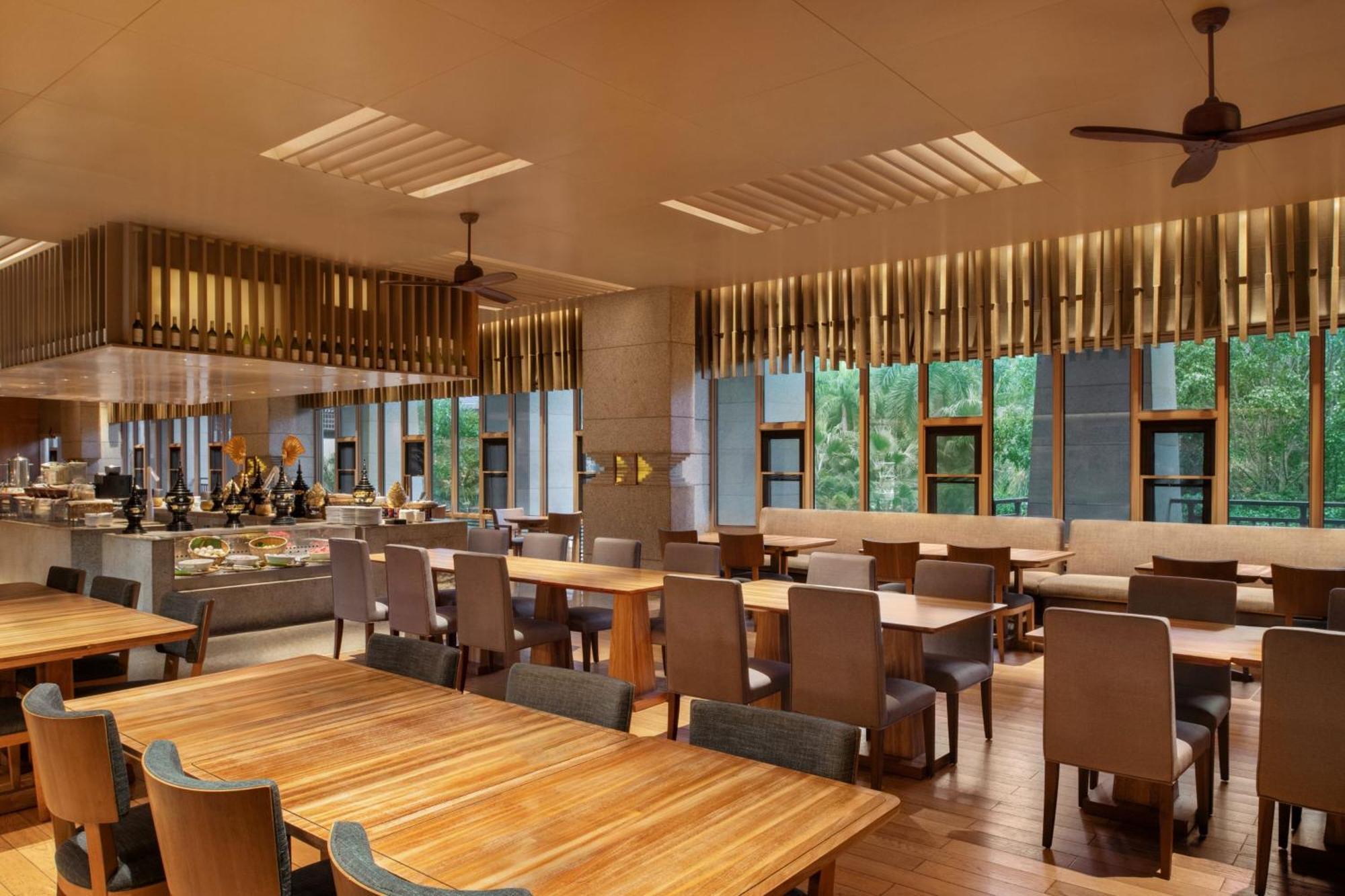Sheraton Grand Xishuangbanna Hotel Jinghong Zewnętrze zdjęcie