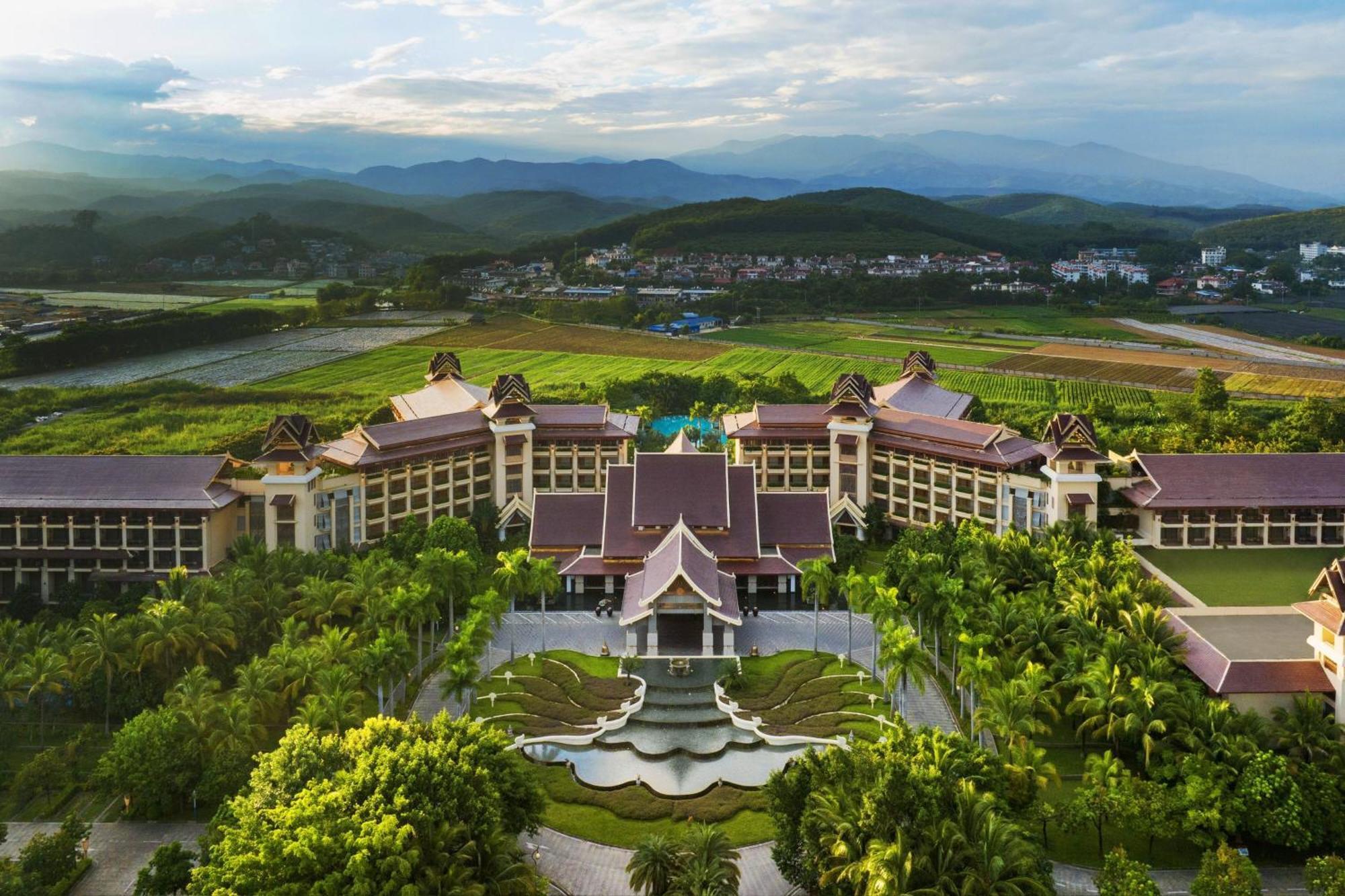 Sheraton Grand Xishuangbanna Hotel Jinghong Zewnętrze zdjęcie