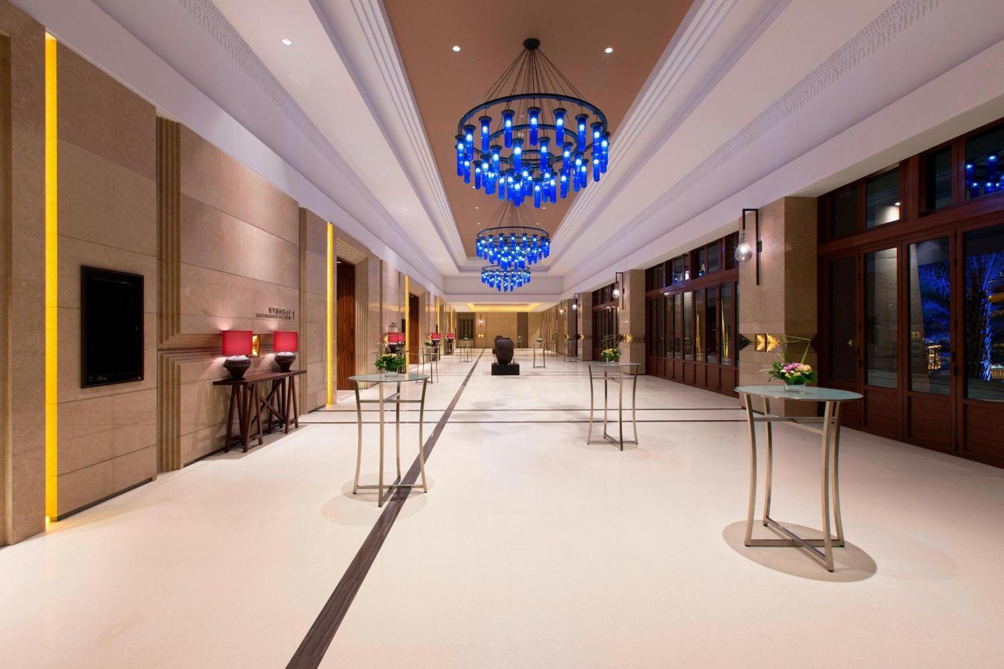 Sheraton Grand Xishuangbanna Hotel Jinghong Zewnętrze zdjęcie